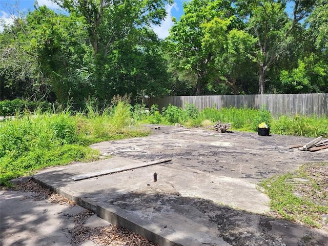 9316 Neville Ave, Hitchcock, TX 77563