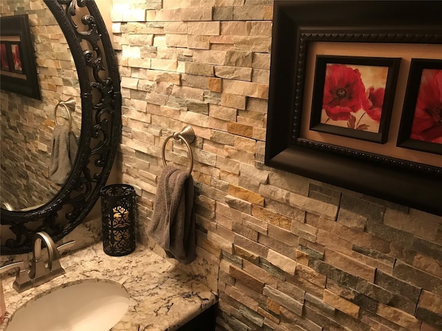 12515 Country Arbor Ln, Houston, TX 77041 - bathroom featuring vanity