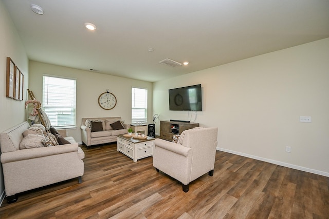 4611 Prairie Chase Dr, Houston, TX 77069 - living area featuring dark wood finished floors, baseboards, and recessed lighting