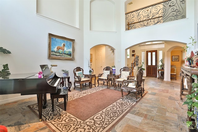 2107 N Shadow Grove Ln, Richmond, TX 77406 - community lobby with a high ceiling