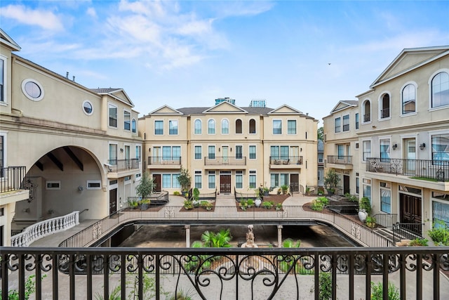 624 Harold St, Houston, TX 77006 - view of property's community