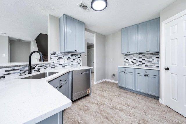 6701 Hidden Colony Ln, League City, TX 77539 - kitchen featuring stainless steel dishwasher, backsplash, and a peninsula