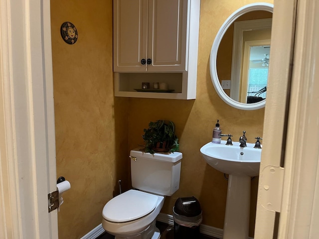 3 Candle Pine Pl, The Woodlands, TX 77381 - half bathroom with toilet