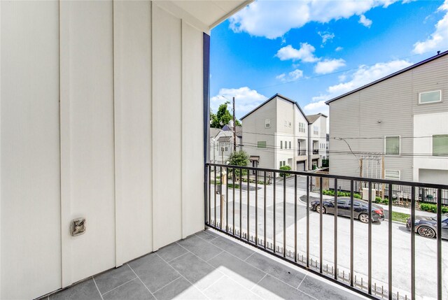 4041 Buck St, Houston, TX 77020 - balcony with a residential view