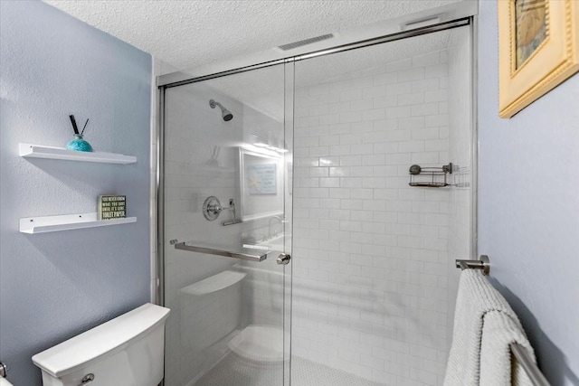 4220 Las Palmas St, Galveston, TX 77554 - bathroom featuring a textured ceiling and a shower stall