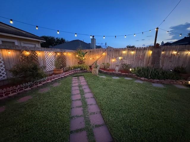 11826 Balmorhea Ln, Sugar Land, TX 77498 - view of yard