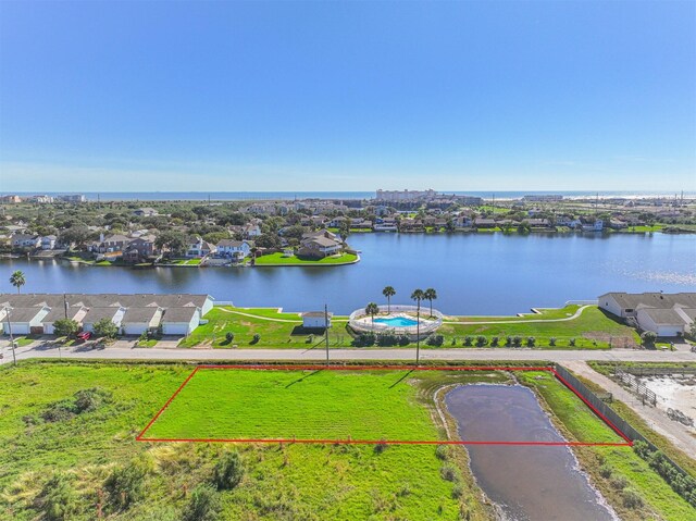 10326 Schaper Rd, Galveston, TX 77554