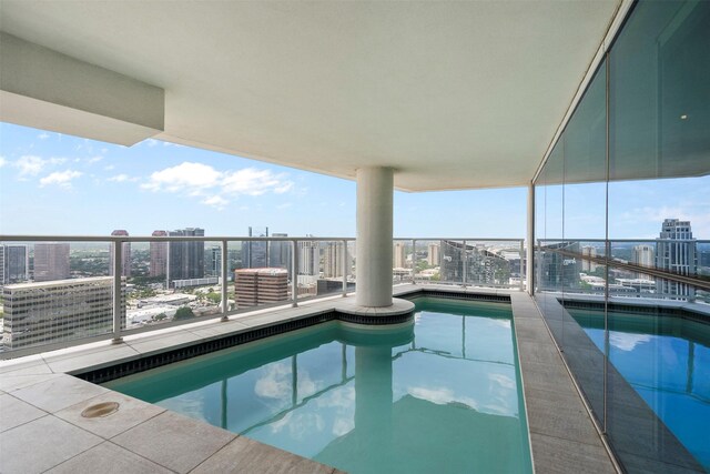 4521 San Felipe St Unit 3101, Houston, TX 77027 - swimming pool with a city view