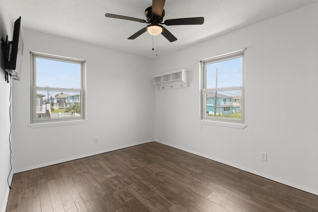 4014 Kent Dr, Galveston, TX 77554 - photo 9