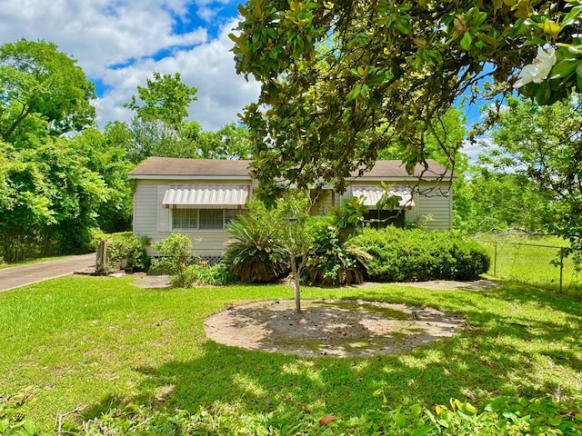 5302 Lavender St, Houston, TX 77026 - view of front of property