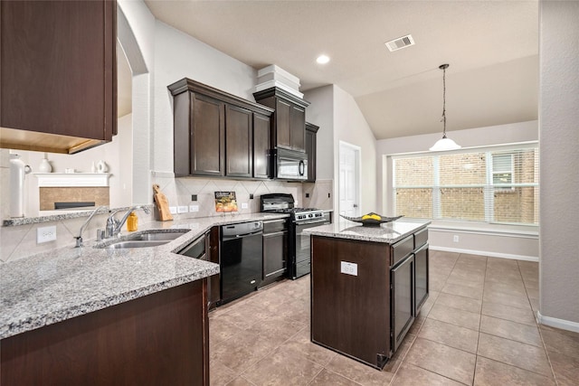 2039 Wembley Way, Rosenberg, TX 77471 - photo 9