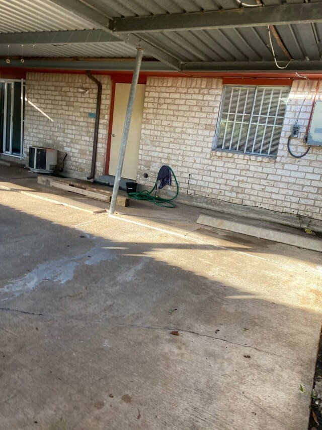 7449 Cook Rd, Houston, TX 77072 - view of patio / terrace