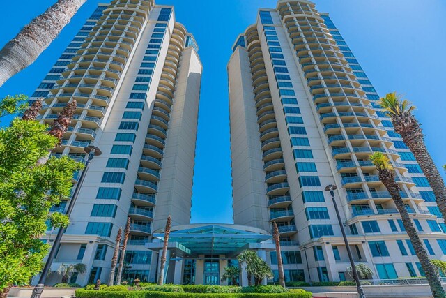 801 E Beach Dr Unit Tw2108, Galveston, TX 77550 - photo 37