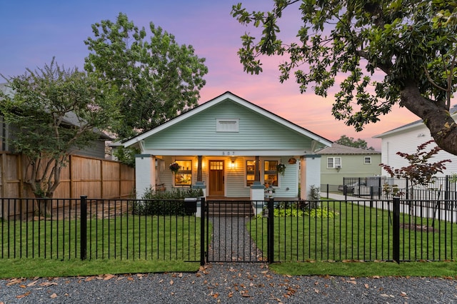 112 Goldenrod St, Houston, TX 77009 - bungalow featuring covered porch and a gate