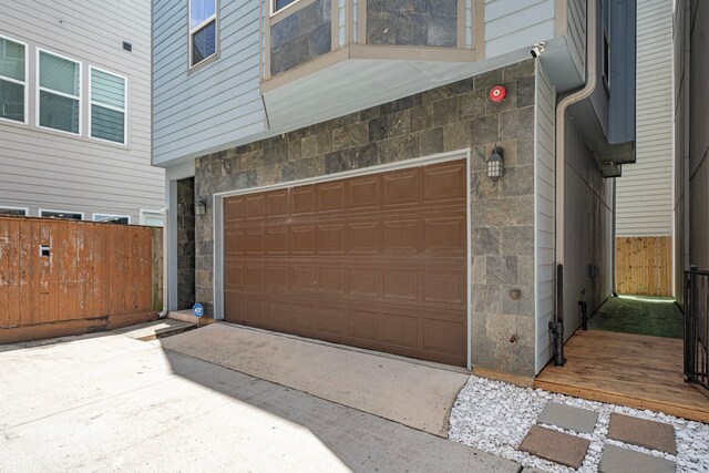 2022 Sabine St, Houston, TX 77007 - garage featuring concrete driveway