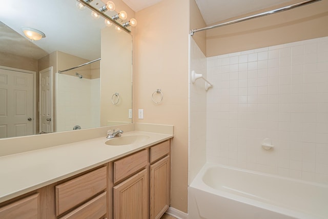 2212 Naomi St, Houston, TX 77054 - full bath with vanity and tub / shower combination