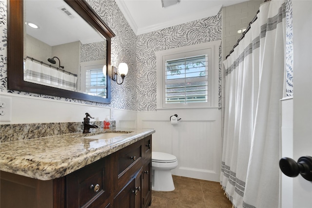 423 Pecore St, Houston, TX 77009 - full bathroom with wallpapered walls, vanity, a wainscoted wall, a shower with curtain, and tile patterned floors