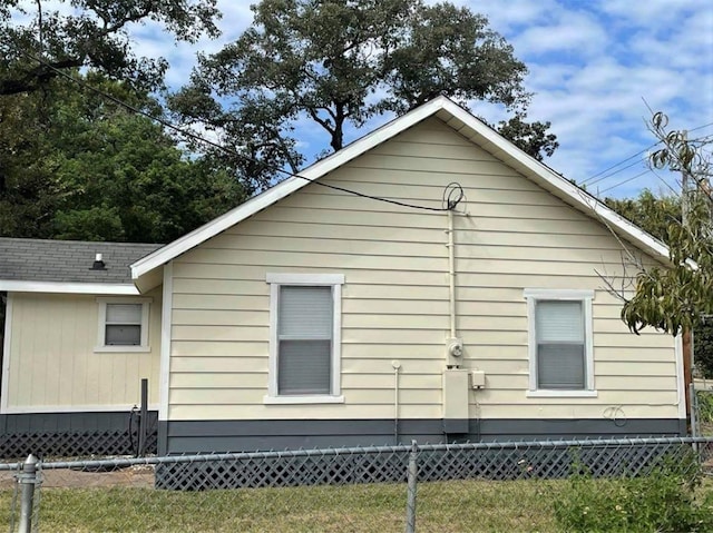 903 N Valderas St, Angleton, TX 77515 - photo 28