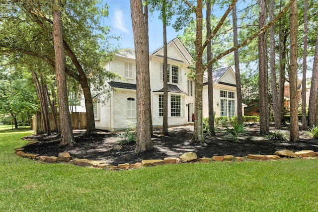3 Wistful Vista Pl, Spring, TX 77382 - view of front of house with a front yard