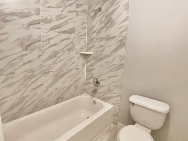 17419 Prospect Meadows Dr, Houston, TX 77095 - bathroom with toilet and shower / bath combination