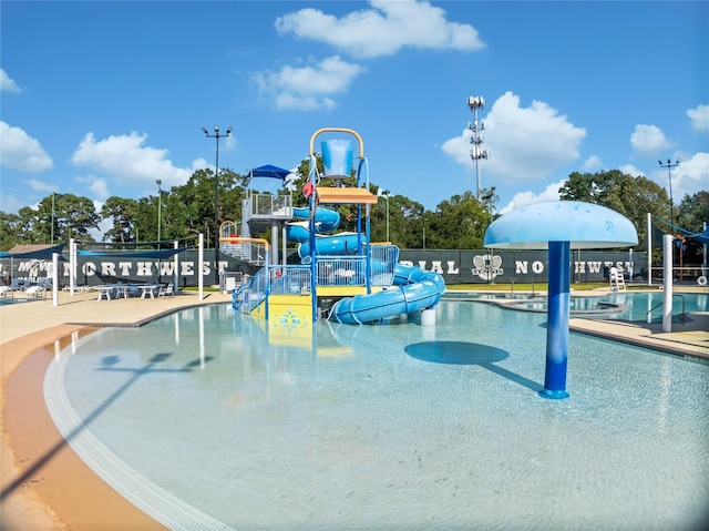 7923 Vintage Creek Dr, Spring, TX 77379 - community pool featuring a water play area