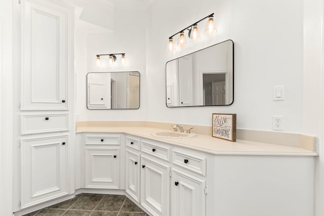 2623 Old S Dr, Richmond, TX 77406 - bathroom with vanity and crown molding
