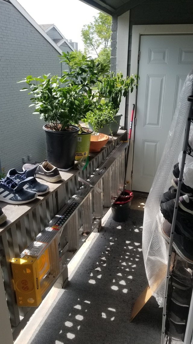 12500 Sandpiper Dr Unit 66, Houston, TX 77035 - view of balcony