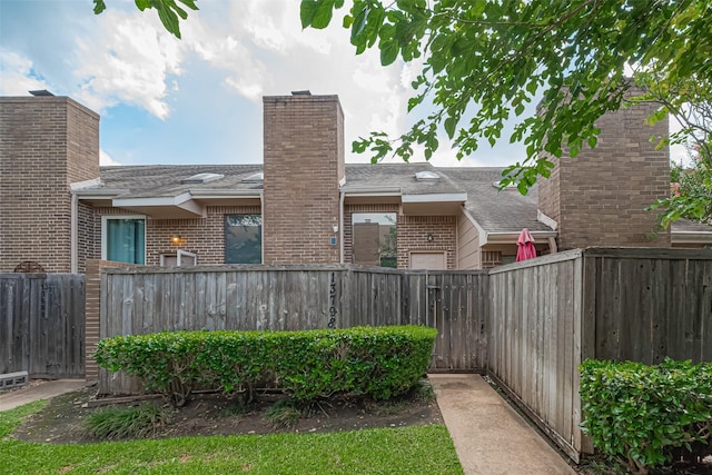 13798 Hollowgreen Dr Unit 305, Houston, TX 77082 - view of yard