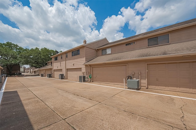 13798 Hollowgreen Dr Unit 305, Houston, TX 77082 - rear view of property