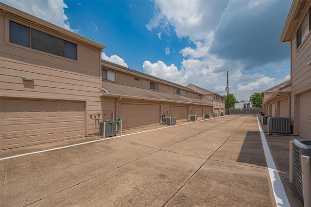 13798 Hollowgreen Dr Unit 305, Houston, TX 77082 - view of concrete alley featuring a residential view