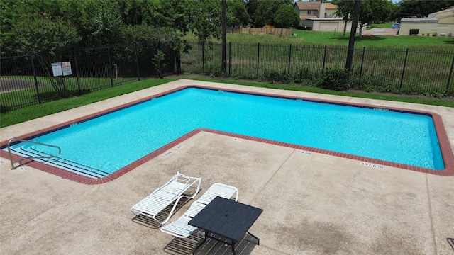 13798 Hollowgreen Dr Unit 305, Houston, TX 77082 - community pool with a patio area