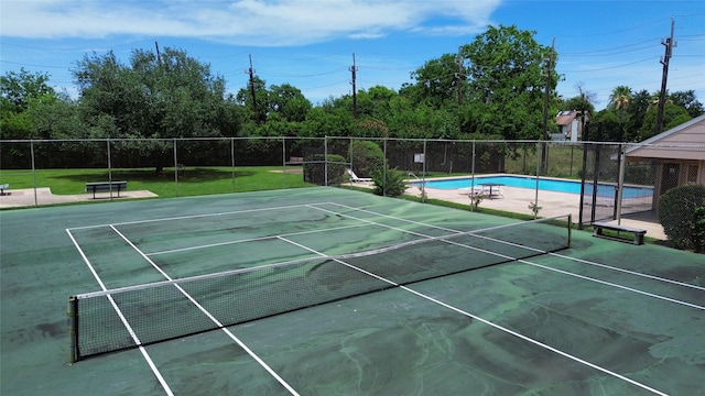 13798 Hollowgreen Dr Unit 305, Houston, TX 77082 - view of tennis court