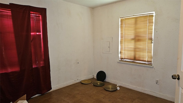 7622 Delavan Dr, Houston, TX 77028 - empty room with baseboards