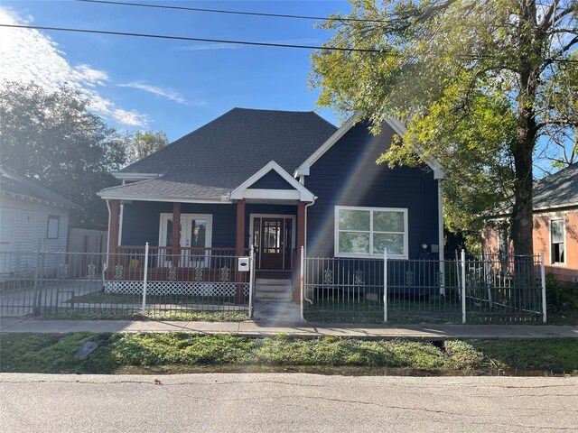1607 Chapman St, Houston, TX 77009 - photo 1