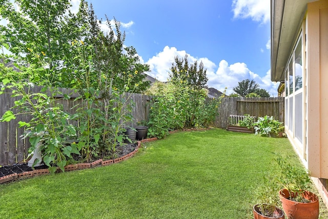 2911 Fair Chase Dr, Katy, TX 77494 - view of yard