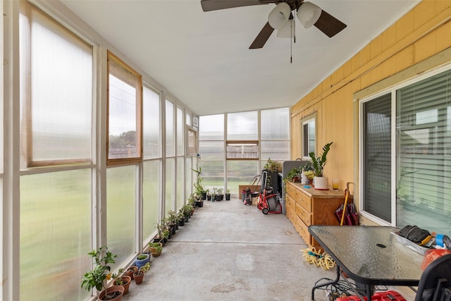 15119 Plaza Libre Dr, Houston, TX 77083 - sunroom featuring ceiling fan