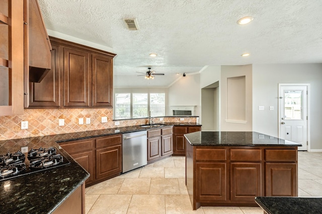 2502 Brittany Lakes Dr, League City, TX 77573 - photo 19