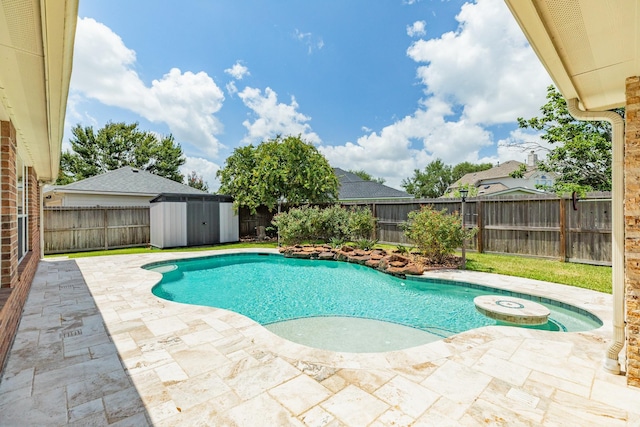 2502 Brittany Lakes Dr, League City, TX 77573 - photo 41