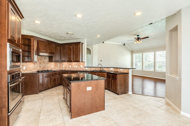 2502 Brittany Lakes Dr, League City, TX 77573 - photo 17