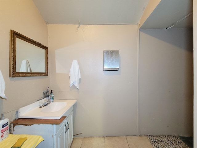 418 Bishop St, Houston, TX 77009 - bathroom with vanity and tile patterned flooring