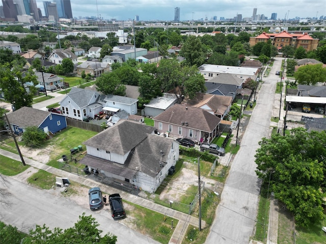 418 Bishop St, Houston, TX 77009 - aerial view of residential area featuring skyline