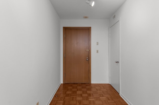 5100 San Felipe St Unit 98, Houston, TX 77056 - corridor with baseboards