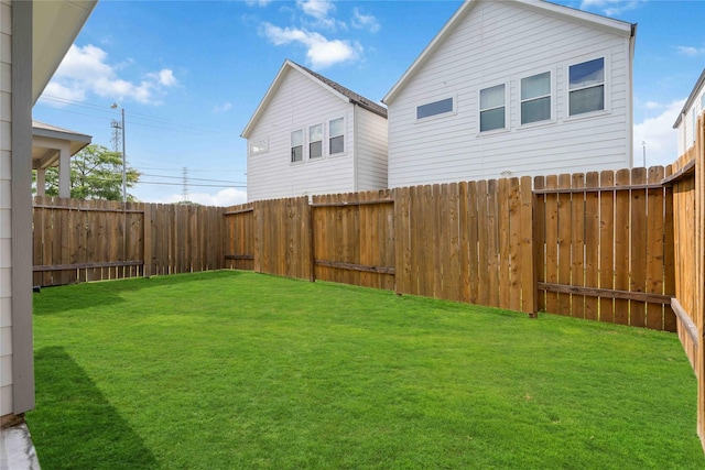 4426 Ibiza Ln, Houston, TX 77045 - view of fenced backyard