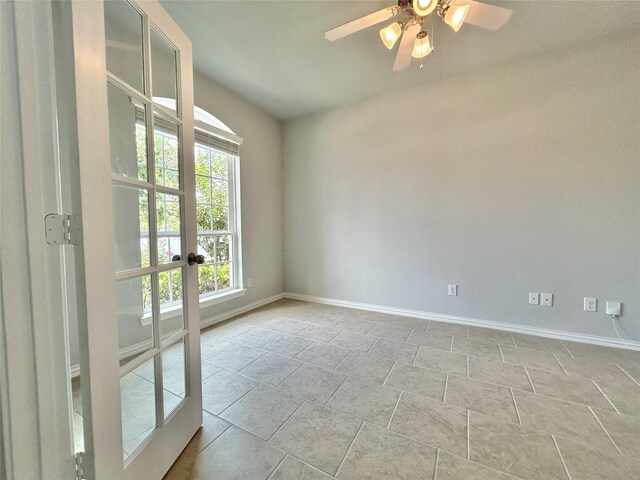 7 Riverwood Circle Ct, Angleton, TX 77515 - unfurnished room featuring baseboards and ceiling fan