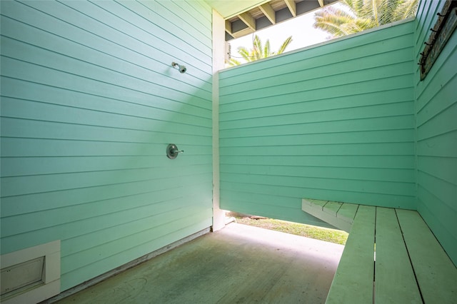 2585 Tide Dr, Crystal Beach, TX 77650 - view of patio