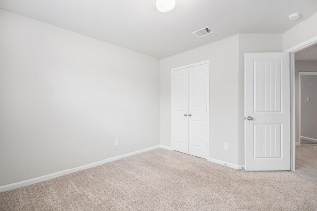 607 Harvest Bluff Dr, Rosharon, TX 77583 - unfurnished bedroom with carpet floors and a closet