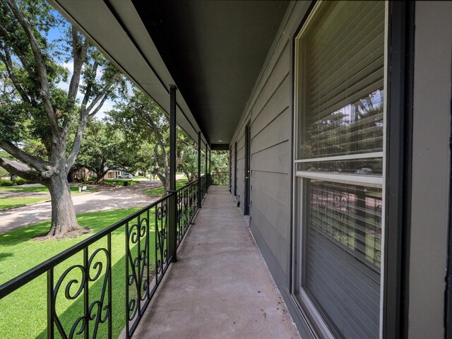 2614 E Pebble Beach Dr, Missouri City, TX 77459 - photo 35