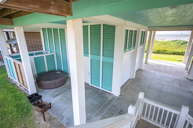 852 W Lazy Ln, Crystal Beach, TX 77650 - view of patio