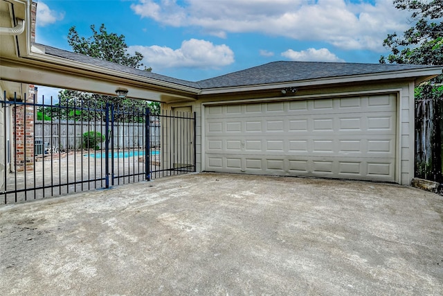 1406 Rustic Knolls Dr, Katy, TX 77450 - garage with driveway