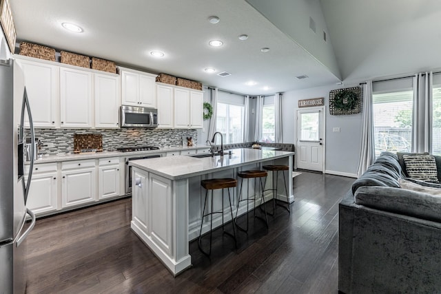 10938 Sarah Bluff Ln, Cypress, TX 77433